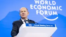 epa11842023 German Chancellor Olaf Scholz speaks during a plenary session in the Congress Hall, during the 55th annual meeting of the World Economic Forum (WEF) in Davos, Switzerland, 21 January 2025. The World Economic Forum annual meeting brings together entrepreneurs, scientists, and corporate and political leaders in Davos and takes place from January 20 to 24. EPA/MICHAEL BUHOLZER