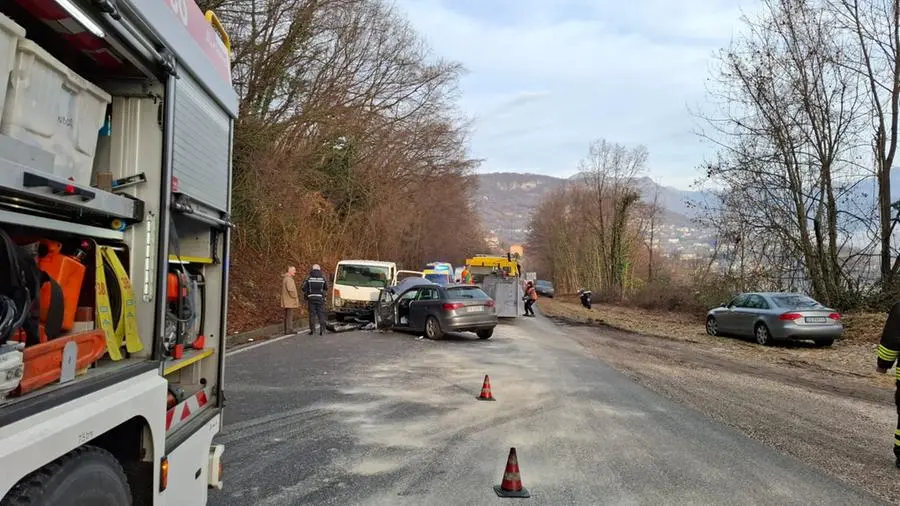 Strade ghiacciate, tre incidenti ad Agnosine