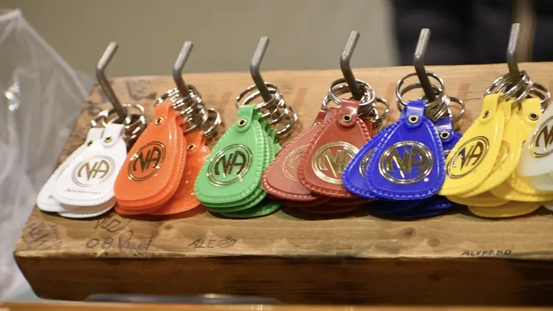 I gettoni consegnati ai partecipanti alle riunioni - © www.giornaledibrescia.it