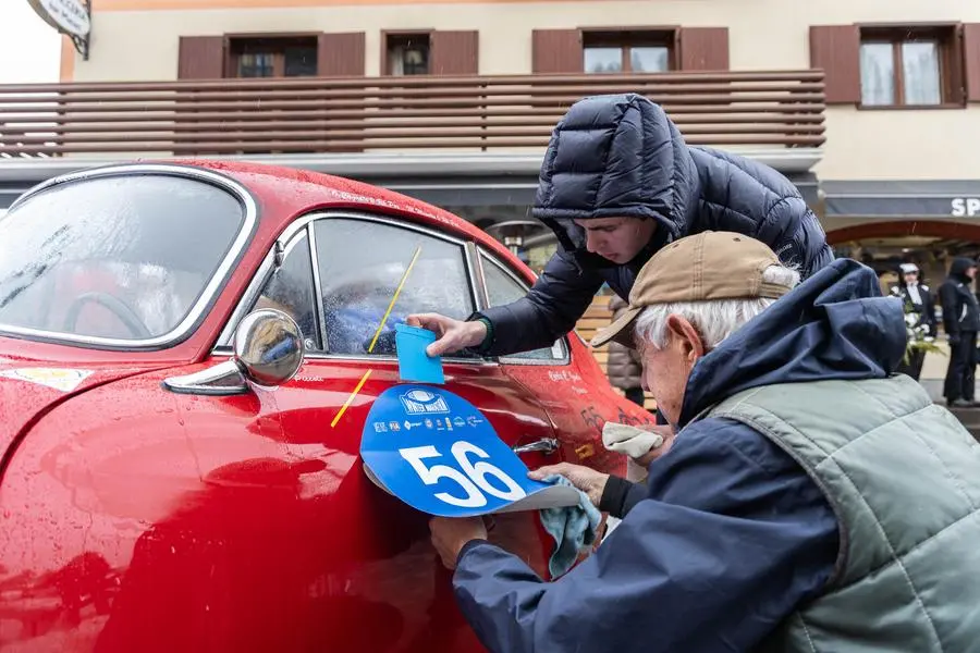 Winter Marathon 2025, le verifiche degli equipaggi a Madonna di Campiglio