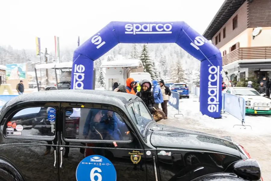 Winter Marathon 2025, le verifiche degli equipaggi a Madonna di Campiglio