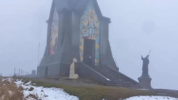 Il monumento al Redentore sul Guglielmo - © www.giornaledibrescia.it