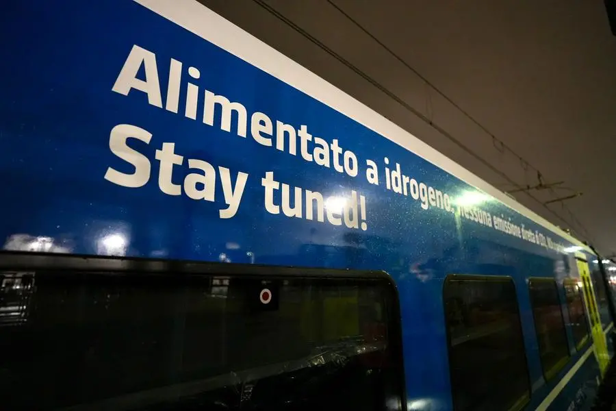 Il primo treno a idrogeno nella stazione di Rovato