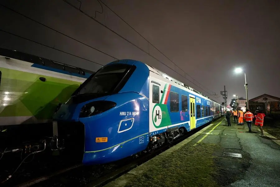 Il primo treno a idrogeno nella stazione di Rovato