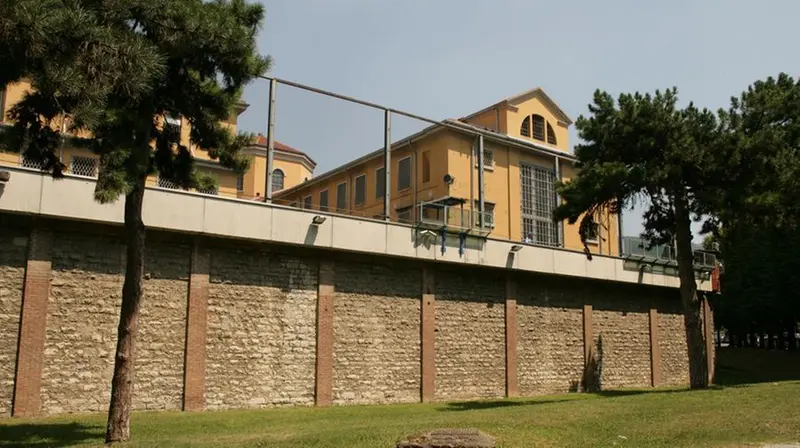 Il carcere di Canton Mombello © www.giornaledibrescia.it