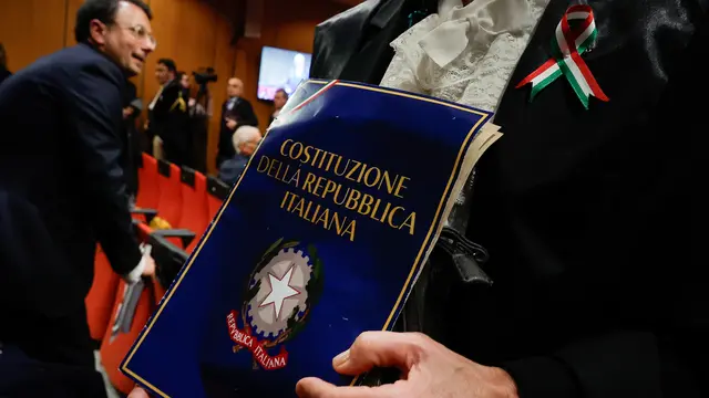 Magistrati escono per protesta dall'aula durante l'intervento di Alfredo Mantovano all'inaugurazione anno Giudiziario presso la Corte di Appello, Roma, 25 Gennaio 2025.ANSA/GIUSEPPE LAMI