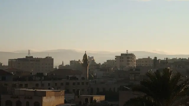 epa11850217 A view of the West Bank city of Jenin on the fourth day of an Israeli military operation, 24 January 2025. The Israeli military launched a 'counterterrorism operation' in Jenin on 21 January 2025, resulting in at least 14 Palestinian deaths and more than 60 injuries, according to the Palestinian Ministry of Health. EPA/ALAA BADARNEH