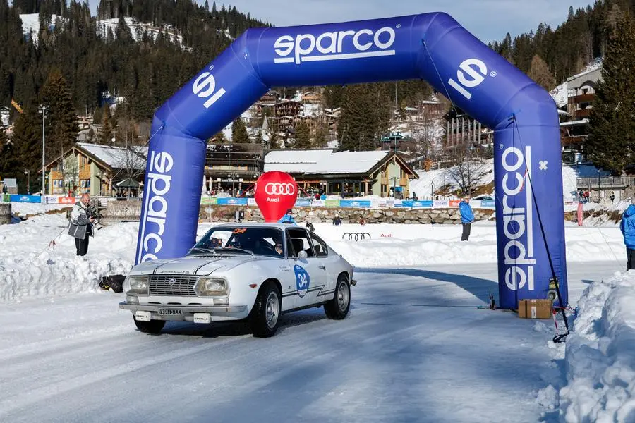 Winter Marathon 2025, la prova sul laghetto ghiacciato di Madonna di Campiglio