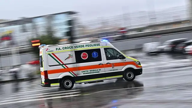 Piove forte a tratti, allagamenti diffusi sul territorio ligure. Scuole chiuse in via precauzionale in molti comuni, allerta arancione nel centro della regione, mentre nel Tigullio e nello spezzino il livello di allerta erossa per i grandi bacini dell'Entella.e del Magra.Genova, 08 ottobre 2024. ANSA/LUCA ZENNARO