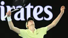 epa11854415 Jannik Sinner of Italy celebrates winning the Men's Singles final match against Alexander Zverev of Germany at the Australian Open Grand Slam tennis tournament in Melbourne, Australia, 26 January 2025. EPA/JOEL CARRETT AUSTRALIA AND NEW ZEALAND OUT