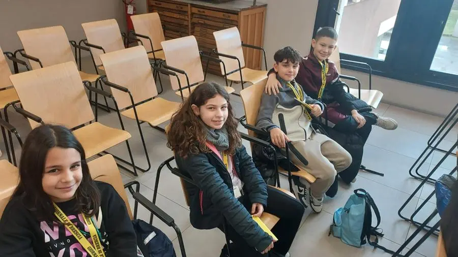 La quinta B della primaria Margherita Hack di Padenghe in visita al GdB