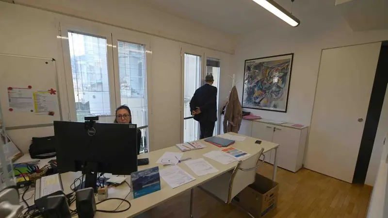 L'inaugurazione del centro multiservizi in via Allegri a Brescia