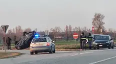 L'incidente sulla sp68: auto ribaltata