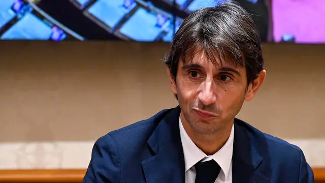 Il deputato di. Fratelli d’Italia, Giovanni Donzelli, durante il convegno in Senato organizzato. da Fratelli d’Italia sulle Pari Opportunita’, Roma, 21 novembre 2024. ANSA/RICCARDO ANTIMIANI