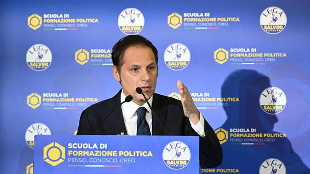 Il responsabile della Scuola di Formazione Politica e Dipartimenti della Lega, Armando Siri, nel corso del suo intervento alla Scuola di Formazione Politica. Roma, 23 marzo 2024. ANSA/CLAUDIO PERI