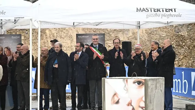 Marco Bucci presidente della regione Liguria durante l'evento per la posa della prima pietra dei nuovi padiglioni dell'ospedale pediatrico Giannina Gaslini. Genova, 31 gennaio 2025. ANSA/LUCA ZENNARO