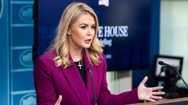 epa11858989 US President Donald Trump's Press Secretary Karoline Leavitt holds her first press briefing in the briefing room of the White House in Washington, DC, USA, 28 January 2025. Leavitt answered questions about the president's executive actions and his administration's freeze on federal aid. EPA/JIM LO SCALZO