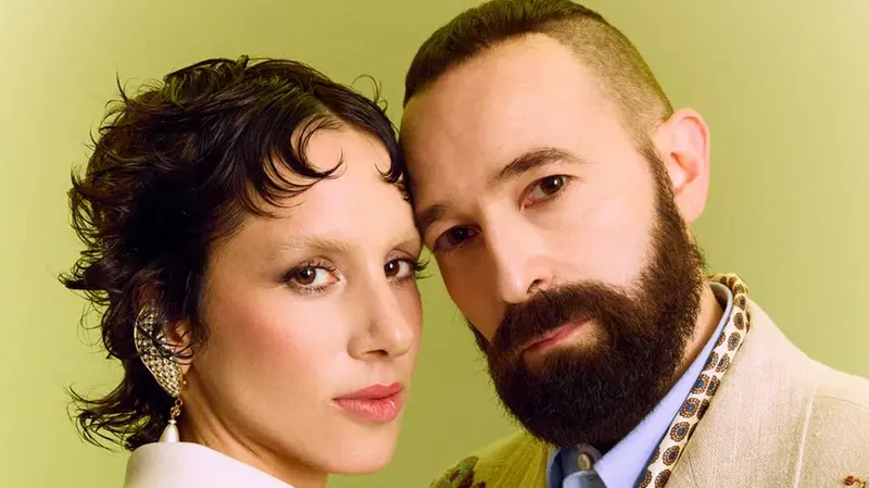 Un primo piano di Francesca Mesiano e Fausto Lama in Valentino, styling di Pablo Patanè e Tiny Idols - Foto Cosimo Buccolieri