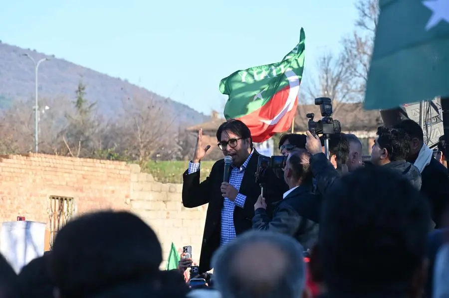 La manifestazione dei pachistani a Brescia