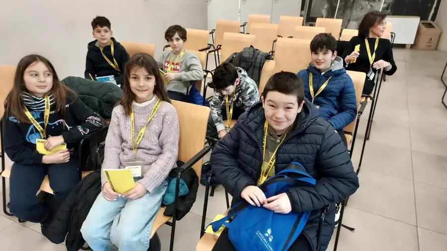 La classe V A della scuola Papa Giovanni Paolo II di Caino in visita al GdB