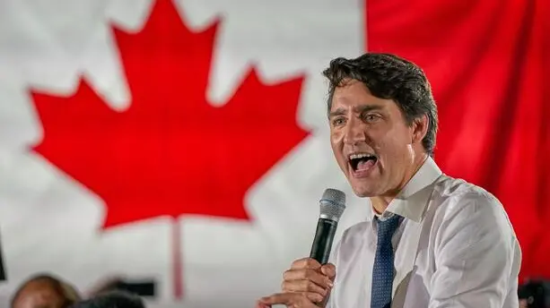 epaselect epa07928995 Canadian Prime Minister and Liberal Party leader Justin Trudeau addresses his supporters at a campaign rally in Montreal, Quebec, Canada, 17 October 2019. Canadians will vote in the country's 43rd general election on 21 October 2019. EPA/VALERIE BLUM