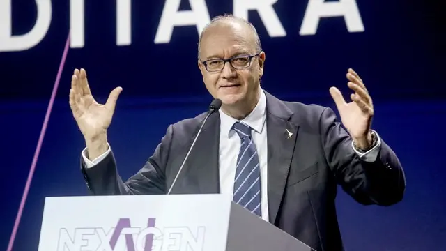 Giuseppe Valditara, ministro dell'istruzione e del merito, partecipa all’evento “Next Gen AI Summit” sull’intelligenza artificiale nel mondo della scuola presso il MiCo a Milano, 3 febbraio 2025. ANSA/MOURAD BALTI TOUATI