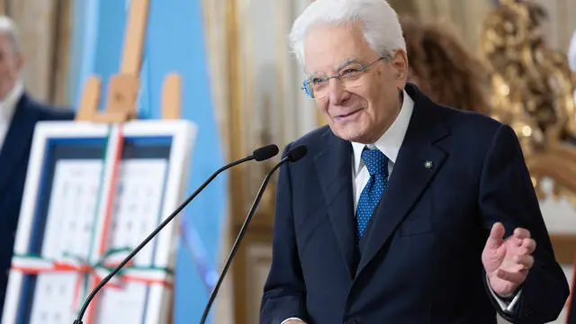 Il Presidente Sergio Mattarella in occasione dell'incontro con le Nazionali italiane di Tennis femminile e maschile vincitrici della Billie Jean King Cup 2024 e della Coppa Davis 2024 (foto di Francesco Ammendola - Ufficio per la Stampa e la Comunicazione della Presidenza della Repubblica)