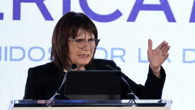 epa11710564 Argentina's Security Minister Patricia Bullrich speaks during the 'Free America Forum' in Mexico City, Mexico, 08 November 2024. Bullrich criticized Mexico's judicial reform, which seeks the popular election of judges, questioning "what kind of justice there will be" in areas controlled by crime. EPA/José Méndez