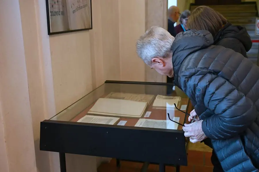 SPETTACOLI BRESCIA BIBLIOTECA QUERINIANA PRESENTAZIONE MOSTRA -LA MUSICA DI CARTA- NELLA FOTO OPERE IN MOSTRA 06/02/2025 newreporter©favretto