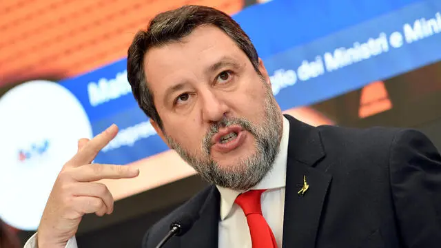 Il Ministro delle Infrastrutture e Trasporti Matteo Salvini in occasione della conferenza stampa di Assareoporti ‘Aeroporti in pista per il Paese’ presso la sede dell’Associazione Civita Roma, 05 febbraio 2025 ANSA/FABIO CIMAGLIA (NPK)