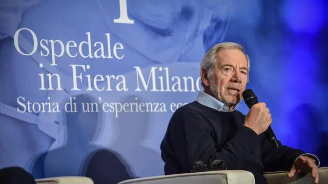 L’assessore Guido Bertolaso alla presentazione del libro 'Dodici respiri' al Palazzo delle Stelline, Milano 28 Febbraio 2023 ANSA/MATTEO CORNER