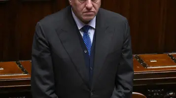 Il ministro della Difesa, Guido Crosetto, nell'aula della Camera durante la commemorazione di Furio Colombo, Roma, 22 gennaio 2025. ANSA/ETTORE FERRARI