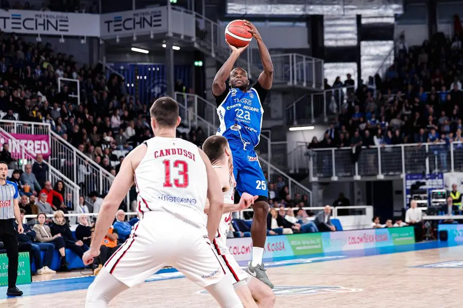 SPORT BASKET BRESCIA Germani Pallacanestro Brescia  Pallacanestro Trieste   NELLA FOTO David Reginald Cournooh         09-02-2025 Checchi@newreporter