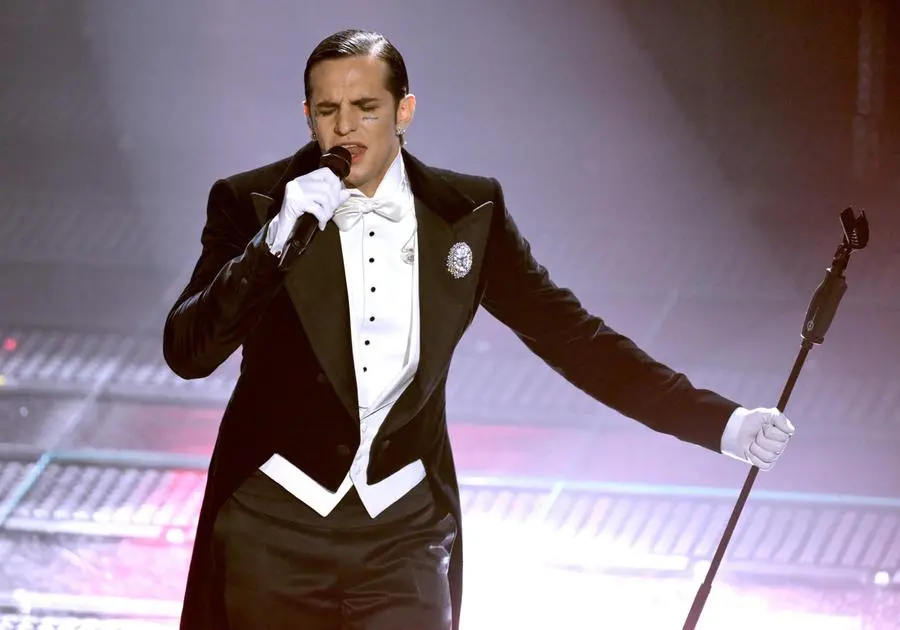 Italian singer Achille Lauro performs on stage at the Ariston theatre during the 75th edition of the Sanremo Italian Song Festival, in Sanremo, Italy, 11 February 2025. The music festival will run from 11 to 15 February 2025. ANSA/ETTORE FERRARI