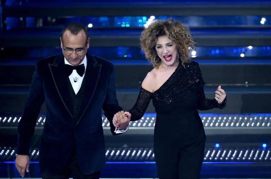 Sanremo 2025, prima serata: l'esibizione di Marcella Bella