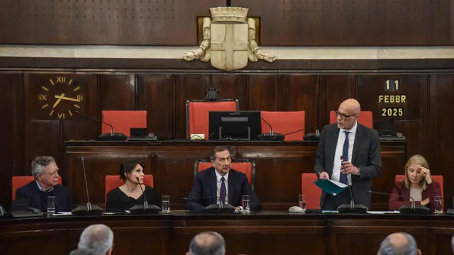 L’intervento del procuratore Marcello Viola all’incontro in aula consiliare a Palazzo Marino tra il sindaco e i magistrati antimafia, 11 Febbraio 2025 ANSA/MATTEO CORNER