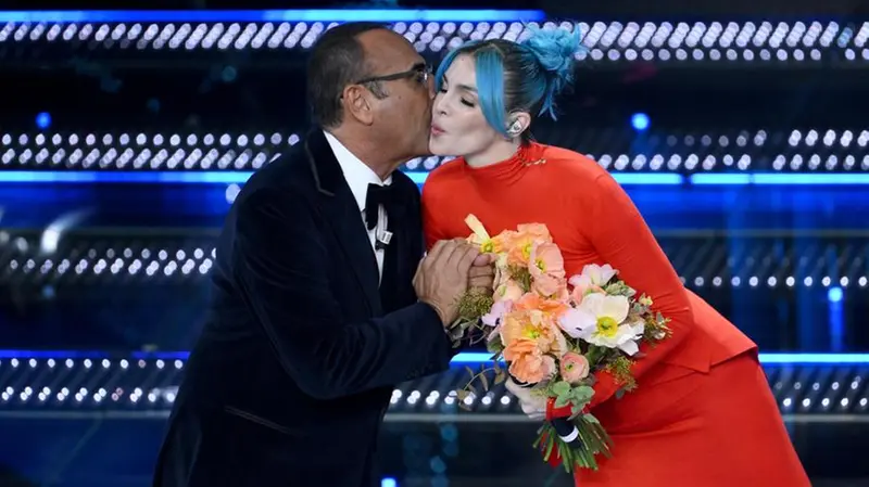 Sanremo 2025, prima serata: l'esibizione di Rose Villain
