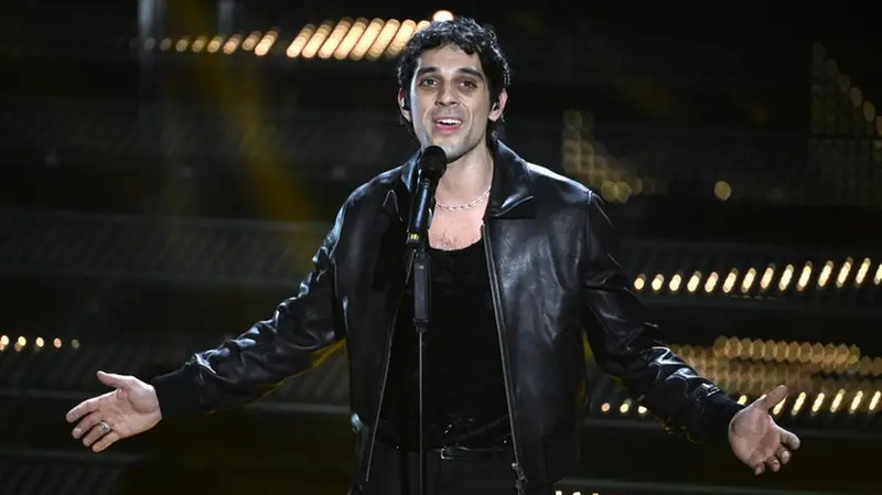 Sanremo 2025, prima serata: l'esibizione di Bresh