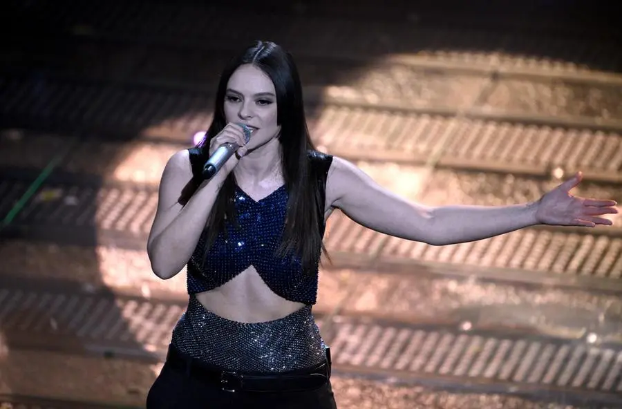 Sanremo 2025, prima serata: l'esibizione di Francesca Michielin