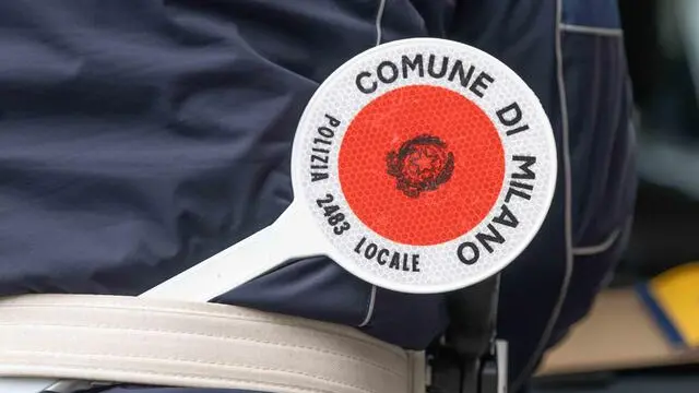 Posto di blocco Polizia Locale di Milano, Milano, 19 Novembre 2024, Ansa/Andrea Fasani,