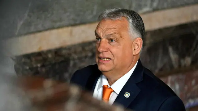 epa11872407 Hungary's Prime Minister Viktor Orban arrives for the EU leaders' informal meeting at the Palais d'Egmont in Brussels, Belgium, 03 February 2025. The EU leaders gather to discuss how to strengthen European defense capabilities. EPA/NICOLAS TUCAT / POOL