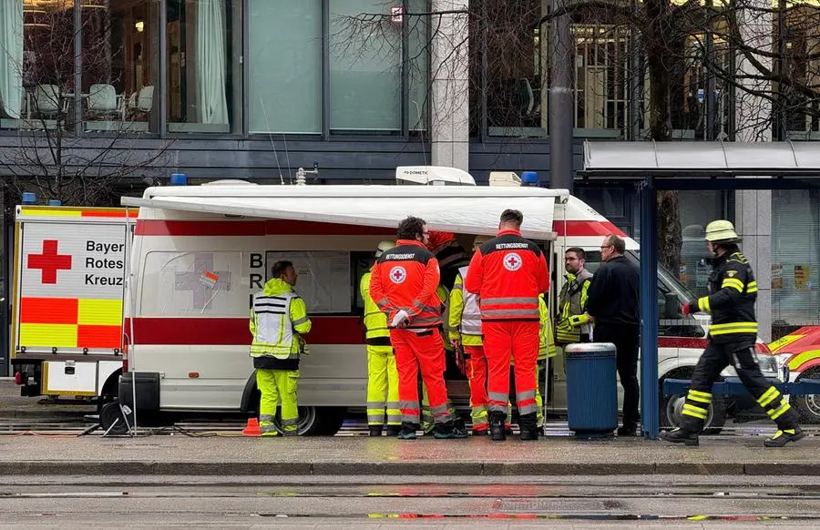 L'auto che è piombata sulla folla a Monaco di Baviera