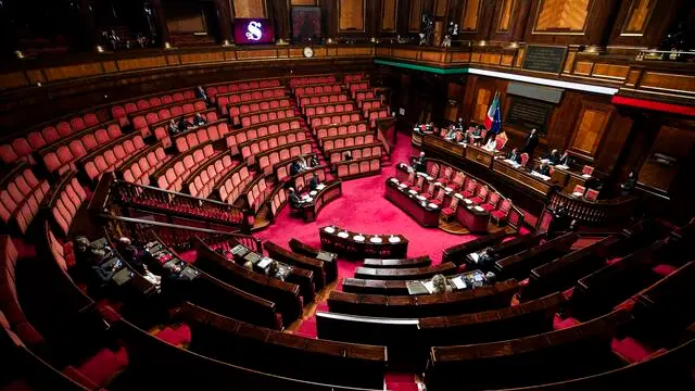 Il ministro della Giustizia Carlo Nordio in aula al Senato durante l’interrogazione a risposta immediata del Question Time, Roma, 16 gennaio 2025. ANSA/ANGELO CARCONI
