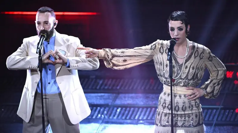 Sanremo 2025, i Coma_Cose sul palco dell'Ariston