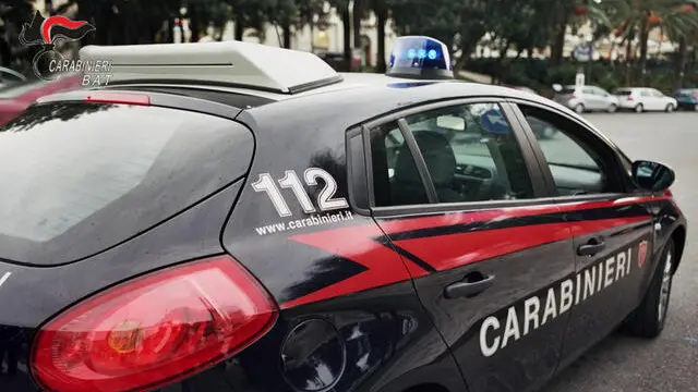 Auto carabinieri Bat generica