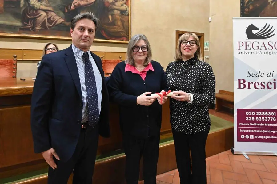 Le borse di studio consegnate dall'Associazione nazionale scuola italiana