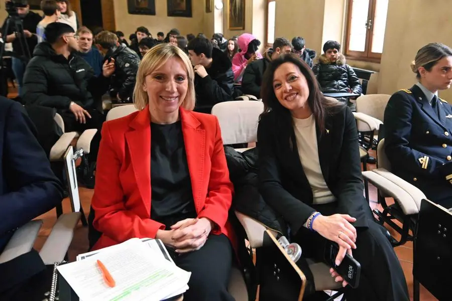 Le borse di studio consegnate dall'Associazione nazionale scuola italiana