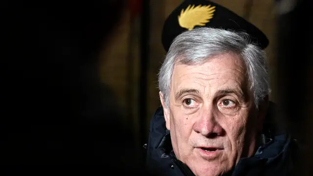 Il ministro degli Affari Esteri, Antonio Tajani, intervistato dai giornalisti durante l’incontro presso l’Ambasciata d’Italia presso la Santa Sede in occasione della ricorrenza della firma dei Patti Lateranensi e dell’Accordo di Revisione del Concordato, Roma, 13 febbraio 2025. ANSA/RICCARDO ANTIMIANI