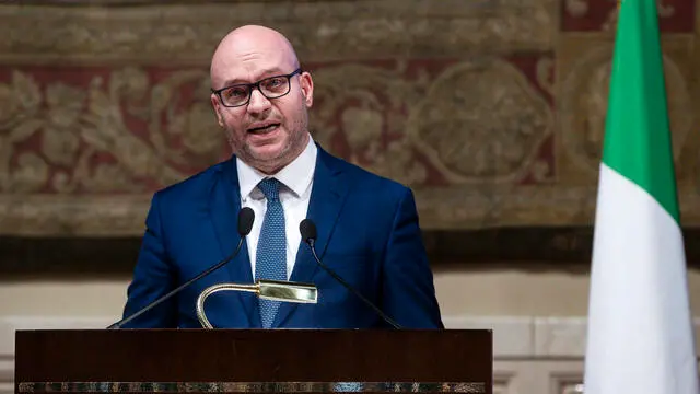 Il presidente della Camera Lorenzo Fontana durante la presentazione del libro,“Fecero la scelta giusta”, presso la Camera deiDeputati, Roma, 13 febbraio 2025. ANSA/ANGELO CARCONI