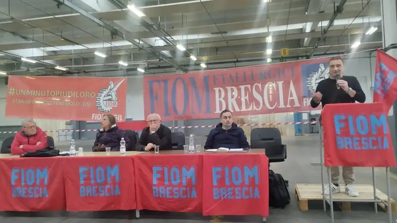 Ghirardi con al suo fianco il segretario Michele De Palma, il sindaco Bianchini, e i colleghi Basile e Bertoli - © www.giornaledibrescia.it